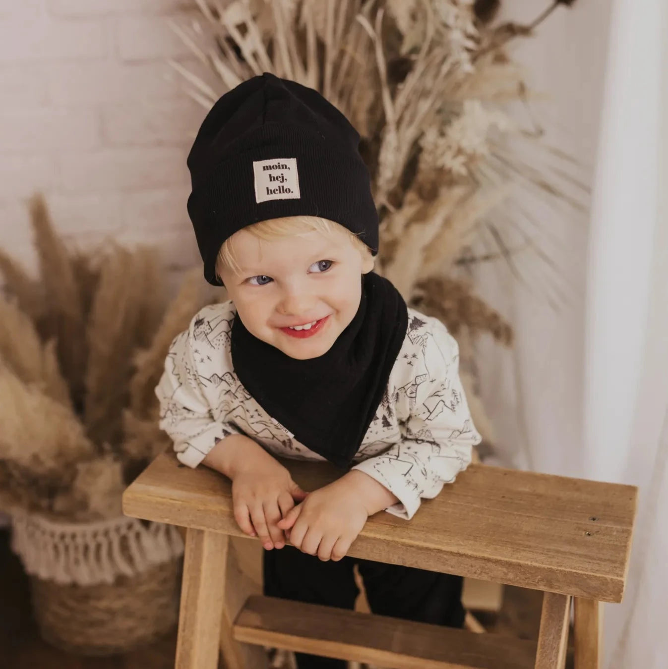 Bio Rib Beanie in Schwarz Hipster Beanie Kindermutze Babymutze Mini Me Look hejou